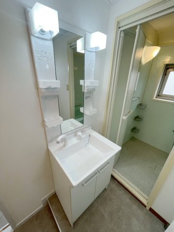 【独立洗面台】の画像