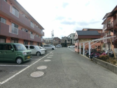 【駐車場】 | ラフィーネMAYU