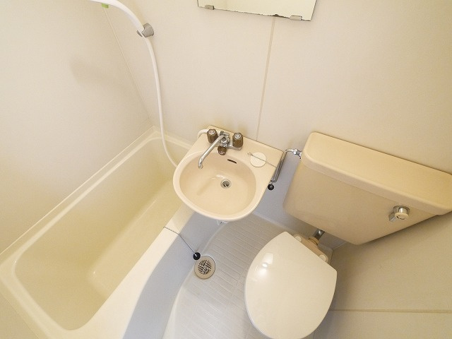 サンハイツ新大宮の洗面所