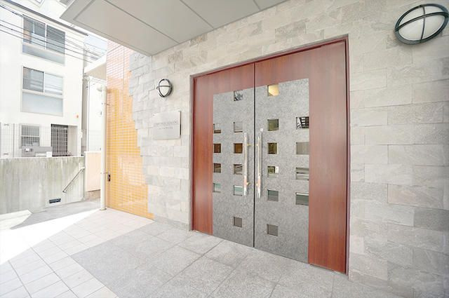 コンフォラス千石のエントランス