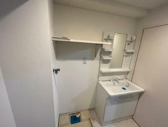 コンフォラス千石の洗面所