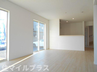 【居間・リビング】 | 白河市久田野新築一戸建て1棟 | ゆったり過ごせる居間です