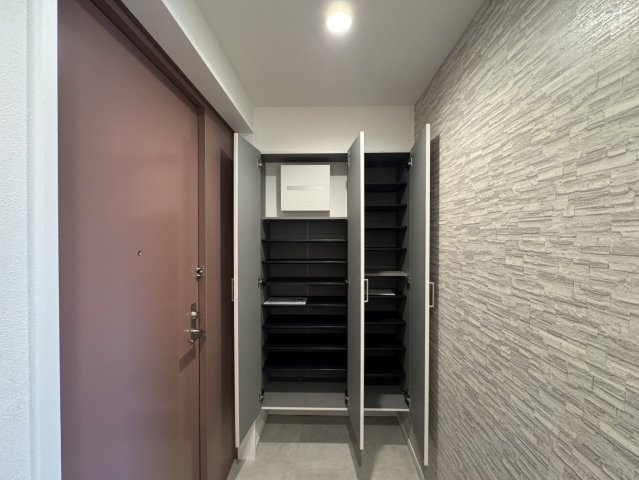 グランドメゾン高円寺の玄関