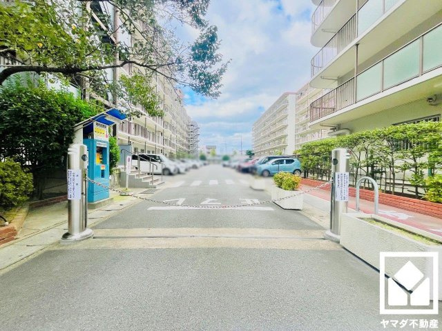 コトーハイツ伏見稲荷B棟の外観