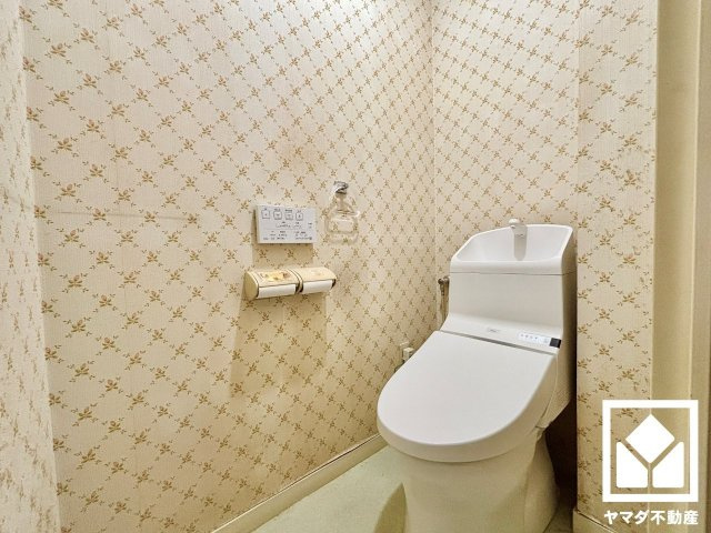 コトーハイツ伏見稲荷B棟のトイレ