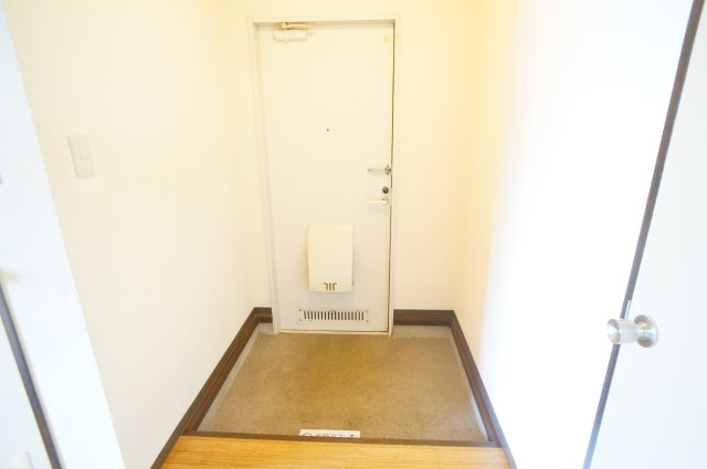 ロジュマンの玄関