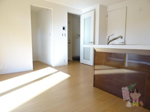 スパークル・ユウの居間・リビング|リビング