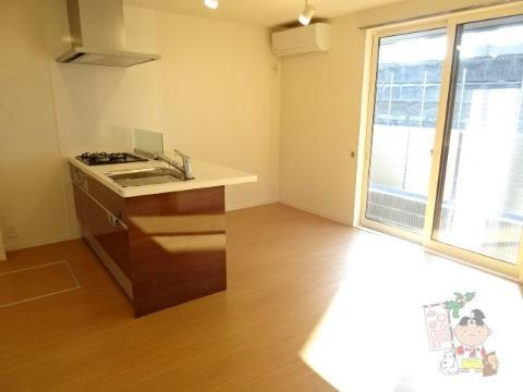 スパークル・ユウの居間・リビング|リビング