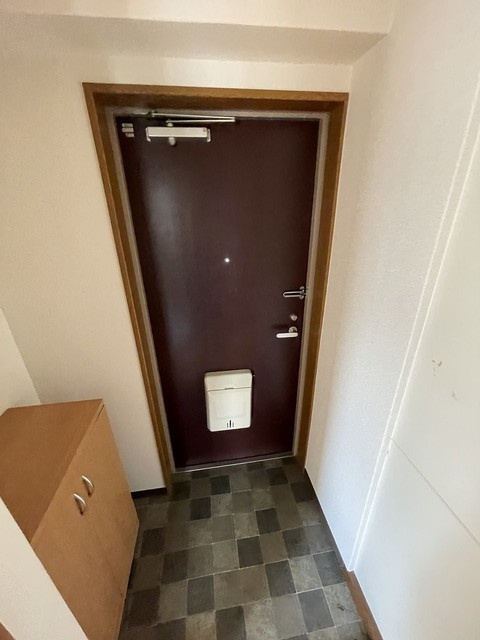 あけぼのコートの玄関