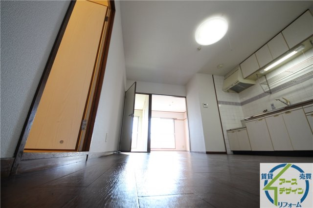 エクセラン今田の居間・リビング|※類似部屋