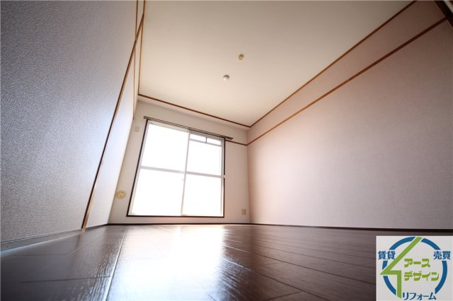 エクセラン今田の居間・リビング|※類似部屋