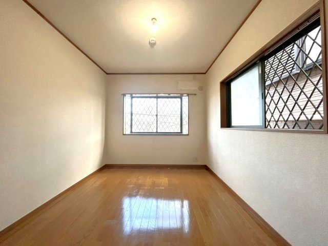 練馬区東大泉3丁目　中古戸建　西武池袋線　大泉学園の洋室