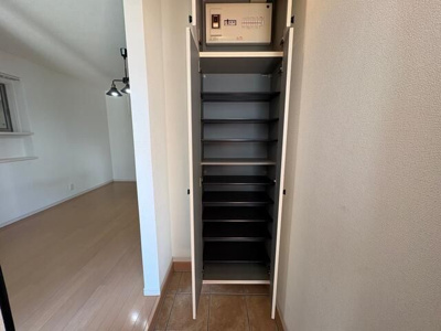 【玄関】 | ベルコート千田 | シンプルで使いやすい玄関です