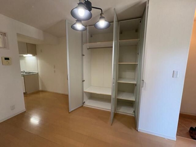 【寝室】 | ベルコート千田 | ゆとりの広さです