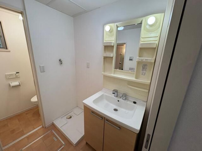 【洗面所】 | ベルコート千田 | 脱衣スペースもあります