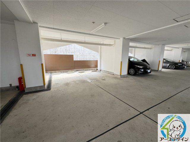 エトワール西神戸の駐車場