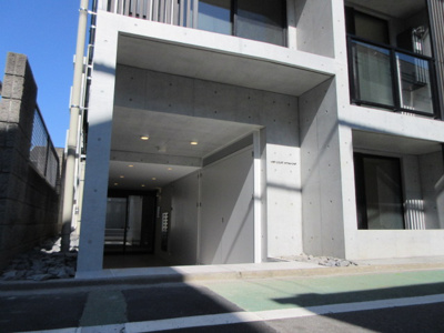 【エントランス】 | VERT COURT MITAKA EAST