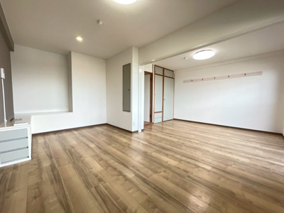 【居間・リビング】 | ロードリーR-3 | 代表的な間取のため実際の間取とは異なる場合があります