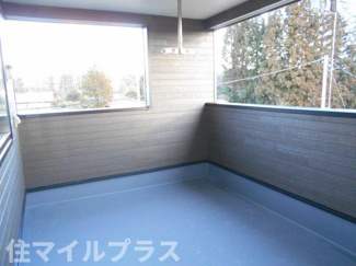 【バルコニー】 | 白河市白坂新築一戸建て2棟 | バルコニーからの眺めを楽しみながら食事をしませんか