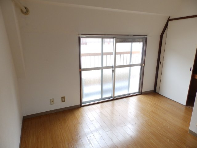 永手コスモハイツの居間・リビング