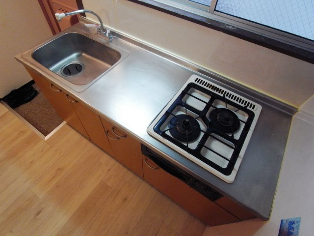 サンビルダー三宮東のキッチン