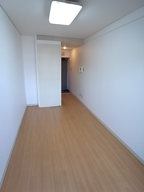 GSハイム元町の居間・リビング