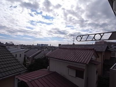 【バルコニー】 | プレヴェール | 落ち着いた時間を過ごせるバルコニーです