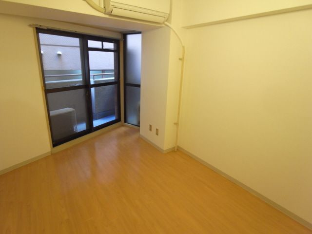 ライオンズマンション神戸元町第2の洋室