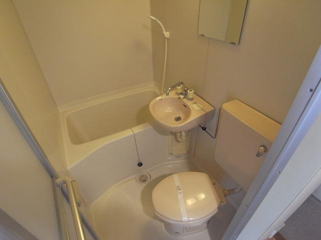 オーク＆パートナーズビルの浴室