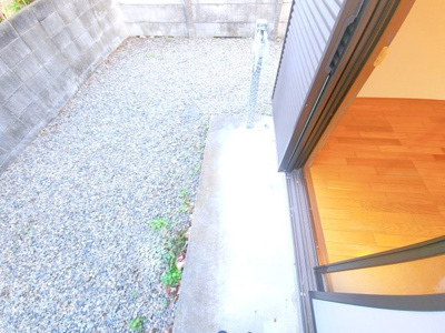 【バルコニー】 | ロイヤルハイツ