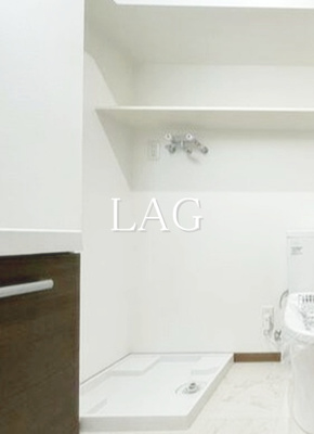 【設備】 | 岡部ビル | 室内洗濯機置場になります。