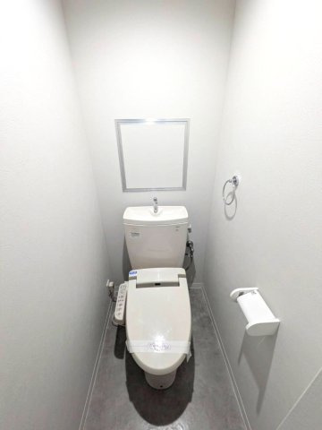 仁川グリーンハイツのトイレ|ゆったりとした空間のトイレです