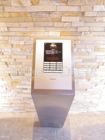 小平市学園東町のアパート