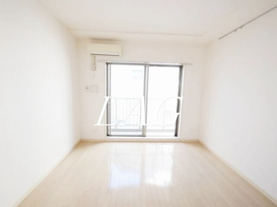 【居間・リビング】 | グリーンコート・ＮＴ | 洋室のお部屋です。