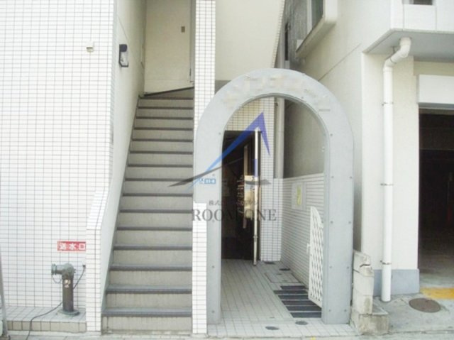 メゾンボヌールのエントランス|エントランスです。