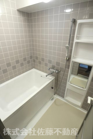 ライオンズマンション鴻巣駅東。『鴻巣駅』東口2分の4階のお部屋の浴室|2026年2月23日 10:00頃撮影。浴室の写真です。