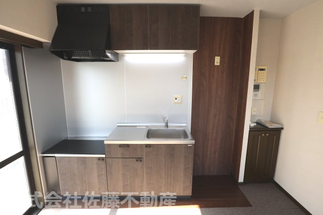 ライオンズマンション鴻巣駅東。『鴻巣駅』東口2分の4階のお部屋のキッチン|2026年2月23日 10:00頃撮影。キッチンの写真です。