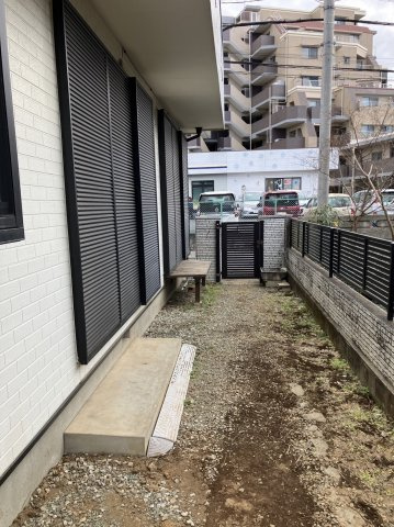 並木5丁目戸建の庭|簡単な家庭菜園も楽しめるお庭です