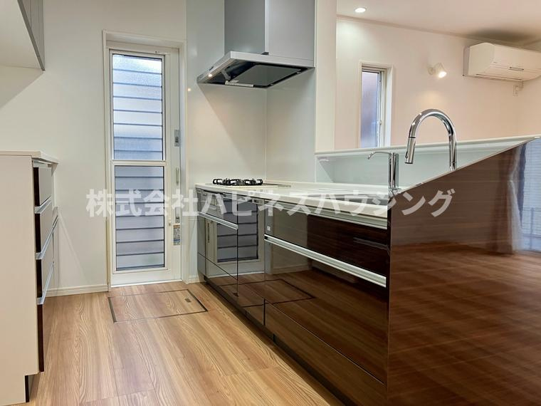 西町戸建のキッチン|お料理しやすいキッチンです