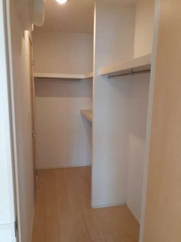 セレノパラッツオⅡの収納|ちょっとした収納スペースも充実しています