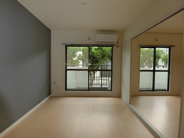 リポウズ淵野辺の居間・リビング