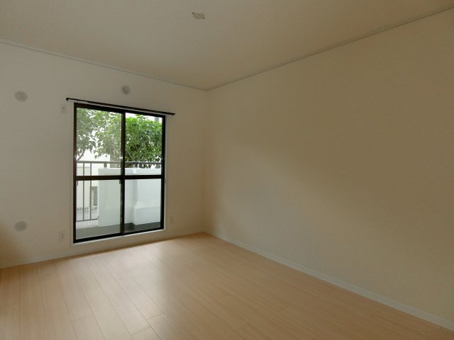 リポウズ淵野辺の居間・リビング