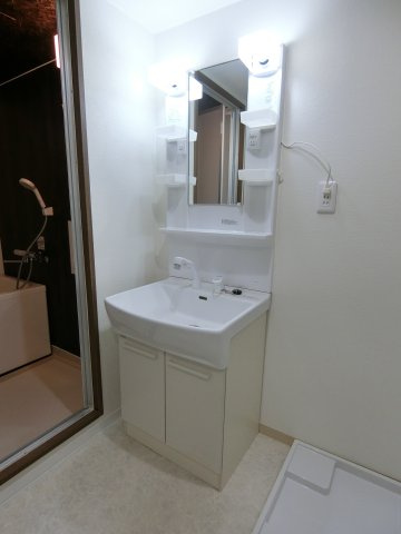 リポウズ淵野辺の洗面所