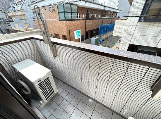 ラピスラズリのバルコニー