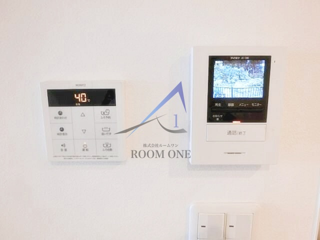 アロハヴィラ鶴川のセキュリティ|モニター付きインターホンです。