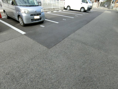 【駐車場】 | Fマンション