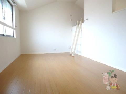 プリムラの居間・リビング|洋室