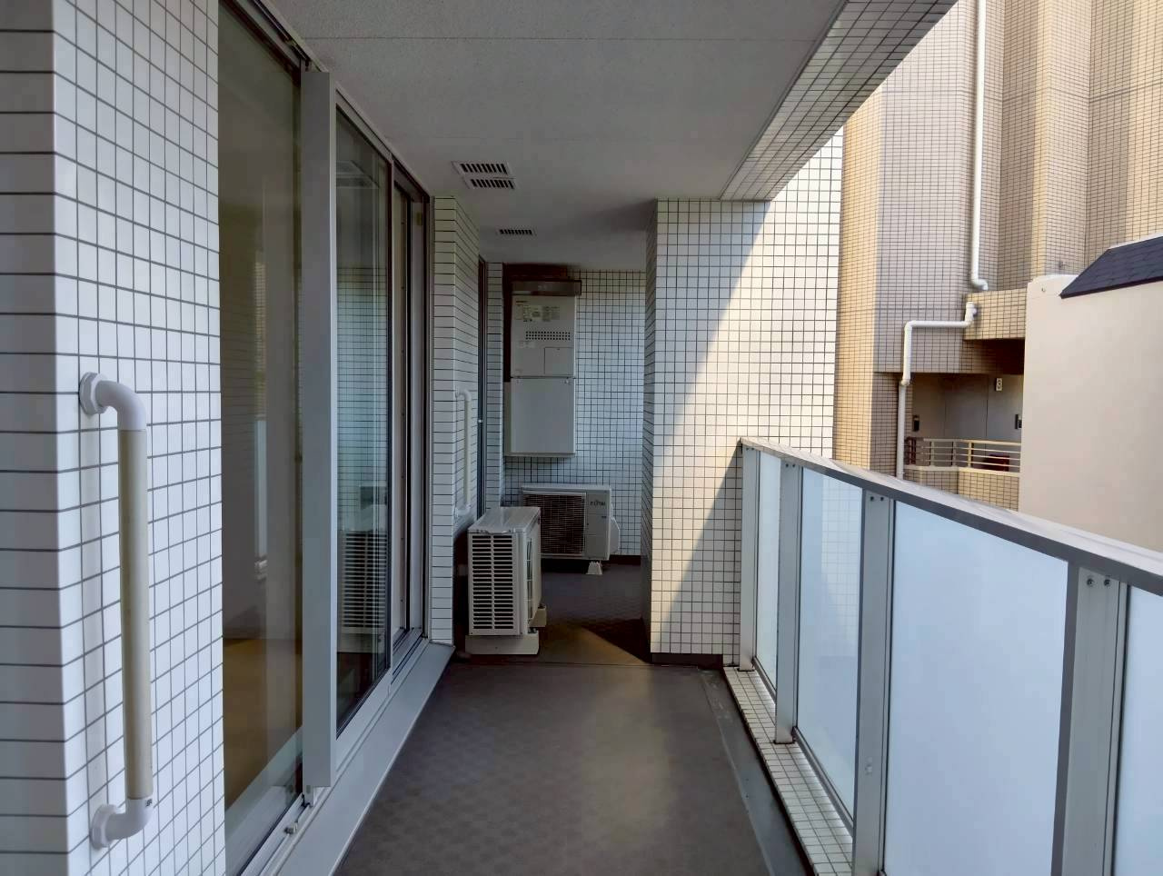 マンション広尾台7階　リノベーション済のバルコニー|令和8年3月15日撮影