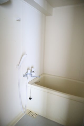 サンヒルズ中町の浴室