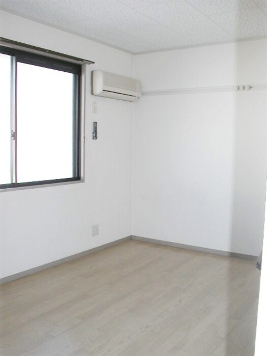 プレールＳＥＧＡＷＡ　Ａの洋室